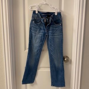 EUC American Eagle artist crop jeans